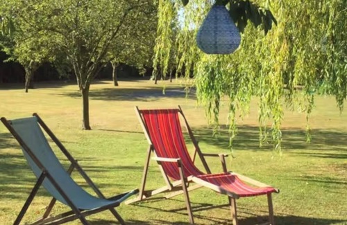 Brehal Cama Y Desayuno | Water mill between the countryside and the Chausey Islands. Normandy break guaranteed!