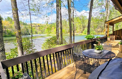 Sapphire Villa | Water's Edge of Sapphire Valley