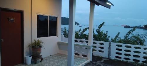 Wichit Hotel | Water's Edge Resort ,