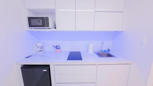 Puerta de Tierra Apartamento | Water Side Studio King Bed With Pool