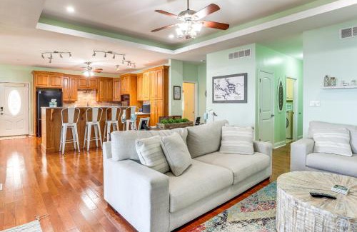 Lake of the Ozarks Casa | Water-View Deck! Family Home on Lake of the Ozarks