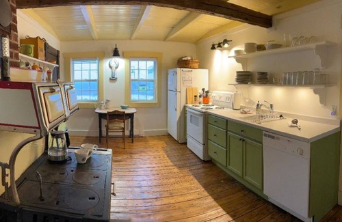 Georgetown Casa | Water view, w guest house ,Georgetown PEI,best golf, beaches, walking trails