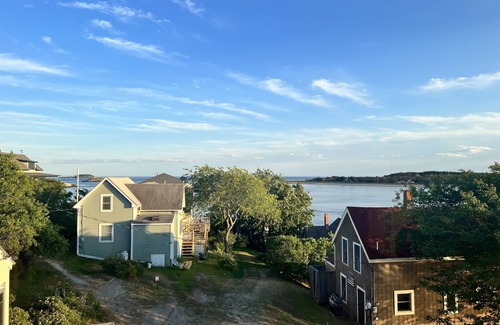 Georgetown Casa | Water views! Private community beach! Pet friendly