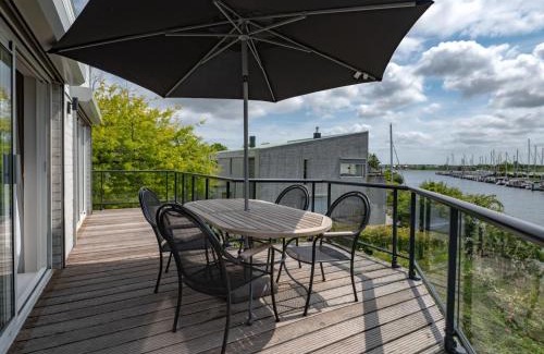 Kortgene Villa | Water Villa Kortgene by Veerse Meer, cleaning included