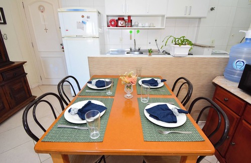 Jurere Internacional Apartamento | Waterfall Village 200m from the Sea