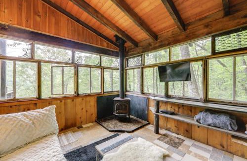 Cullowhee Casa | Waterfall Views - Blue Ghost Cabin in Cullowhee!