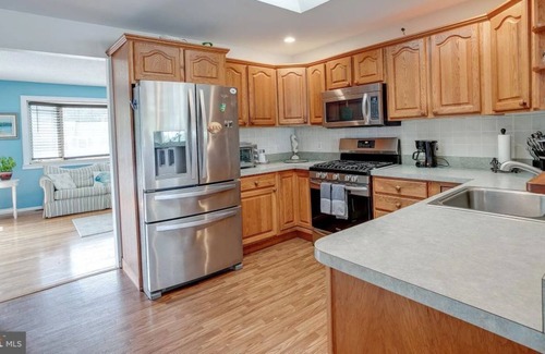 Osborn Island Casa | Waterfront Home with Beautiful Views of the Bay and Nature