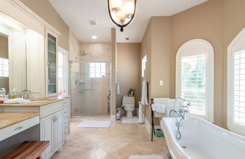 North Redington Beach Complejo | Waterfront with views of Pool, Intercoastal Water and use of 19ft Boat