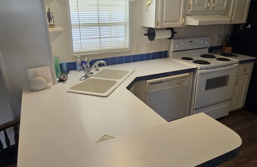 Homosassa Casa | Waterfront 2/2, 6 people, fish-on, Homosassa, scallops, manatees!