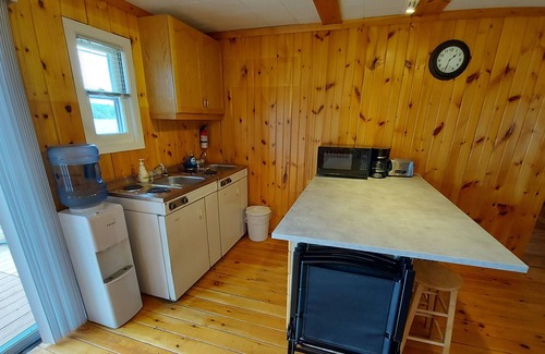 Combermere Condominio | Waterfront 2 Bedroom/2 Bath Condo With Beach