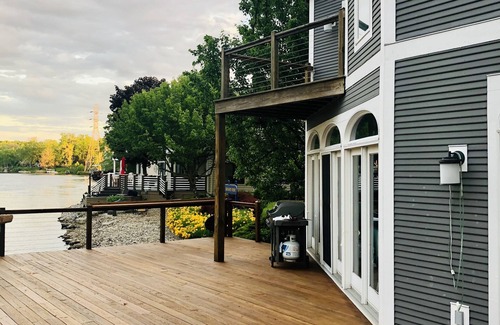 Saint Joseph Casa | Waterfront 3Bed 3Bath Home