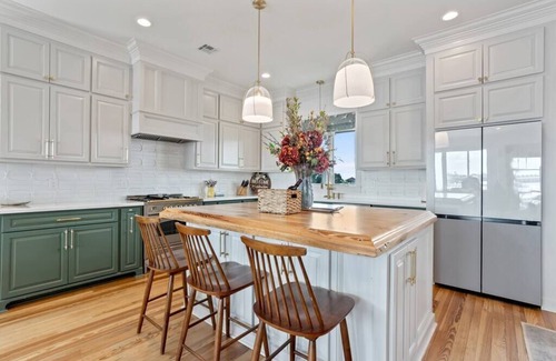 Lake Charles Casa | Waterfront 4 Bedroom Home