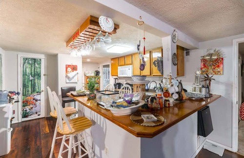Nassau Bay Casa | Waterfront 5BR w/ Game Room, Near Space Center