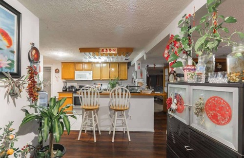Nassau Bay Casa | Waterfront 5BR w/ Game Room, Near Space Center