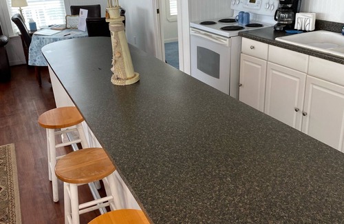 Dickinson Casa | Waterfront Bay House con muelle de pesca iluminado de 350 '