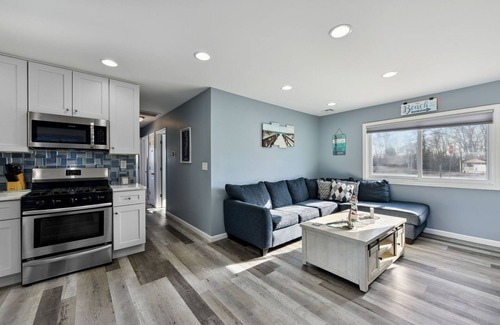Pebble Beach Casa | Waterfront Beach House 5 bed/2 bath