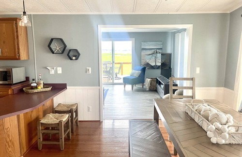 Bethany Beach Cabaña | Waterfront Bethany Beach Cottage, Walk to Beach, Fish, Kayak - Dewey Rehoboth