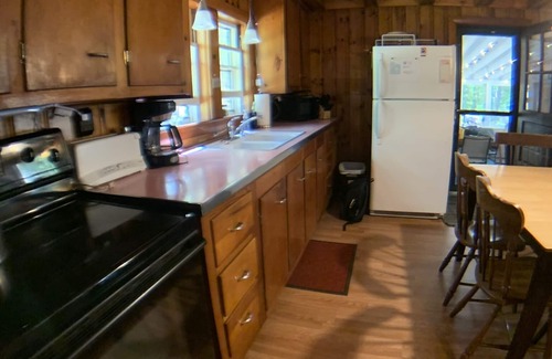 Laconia Cabaña | Waterfront camp on quiet part of Lake Winnisquam, dog-friendly, w/dock
