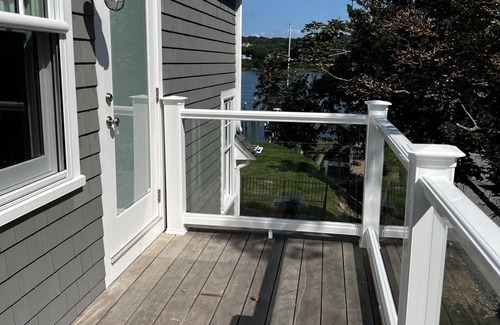 Portsmouth Cabaña | Waterfront Getaway Vacation Home