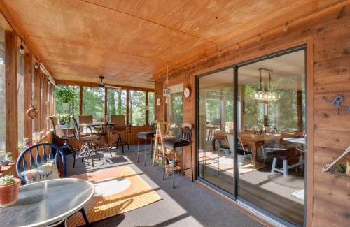 Wiley Casa | Waterfront CasAbella Cottage with Kayaks and Fishing