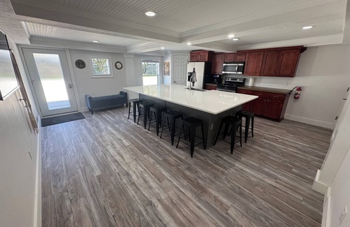 Sandusky Casa | Waterfront Catalina on Lake Erie-1.7 miles to Cedar Pt