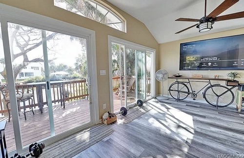 Crystal River Casa | WATERFRONT CATCH OF THE DAY-PRIVATE DOCK- GULF ACCESS! KAYAK-SCALLOP-FISH!