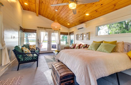 Midway Apartamento | Waterfront Colonels Island Vacation Rental Studio!