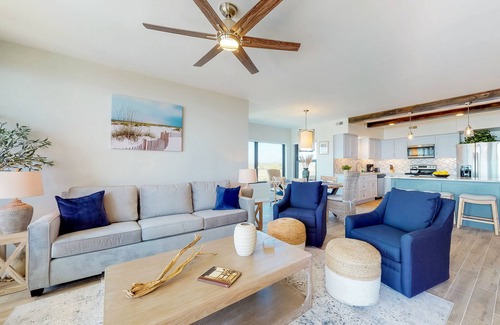 Litchfield by the Sea Condominio | Condominio frente al mar con piscina al aire libre compartida, bañera de hidromasaje y tenis - acceso a la playa