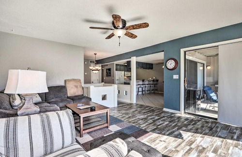 Osage Beach Apartamento | Waterfront Condo with Community Perks in Osage Beach