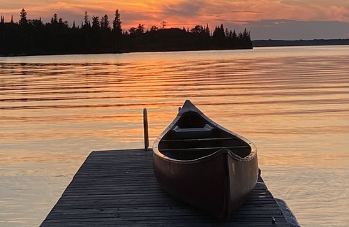 Lac du Bonnet Cabaña | Waterfront Cottage