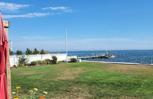 East Moriches Cabaña | Waterfront Cottage across from Cupsogue Beach