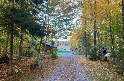 Huntsville Cabaña | Waterfront Cottage - Amazing Family Get-Away, Otter Lake Oasis!