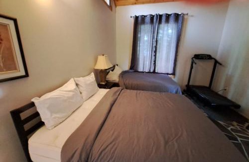 Lion's Head Casa | Waterfront Cottage in Lion's Head