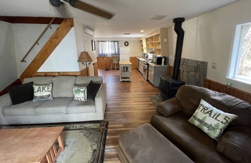 Beaver Cove Casa | Waterfront Cottage Moosehead Lake