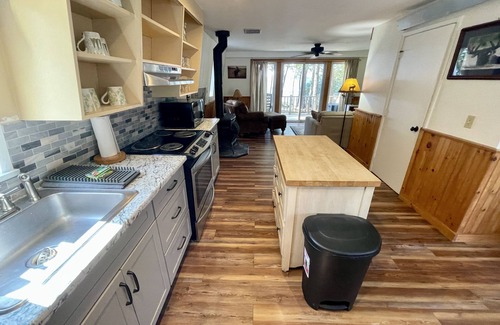 Beaver Cove Casa | Waterfront Cottage Moosehead Lake