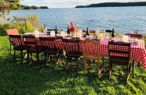 Brooklin Cabina | Waterfront Cottage, Naskeag Point in Brooklin, ME