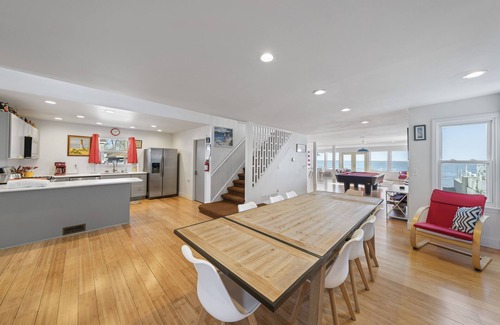 Huron Cabaña | Cape Cod Lakefront Cottage