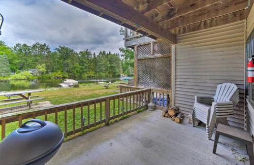 Goodman Apartamento | Waterfront Crivitz Property with Lake Access!