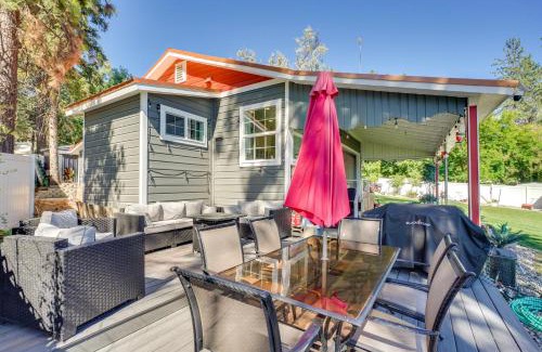 Tumtum Casa | Waterfront Deck with Fire Pit Lake Spokane Gem!
