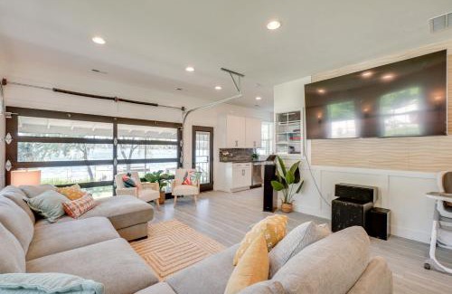 Tumtum Casa | Waterfront Deck with Fire Pit Lake Spokane Gem!