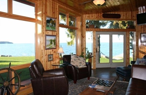 Gills Rock Cabaña | Waterfront Dream Cottage con vista al millón de dólares (Apple)