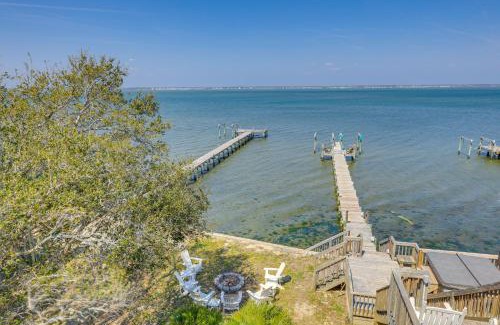 Emerald Isle Casa | Waterfront Emerald Isle Home with Dock Access!