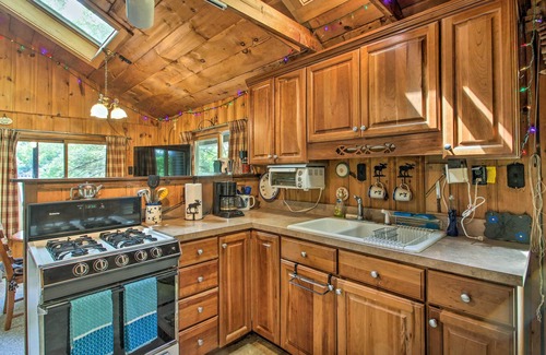 Casco Cabina | Waterfront Escape w/ Kayak, Paddle Boards, & Sauna