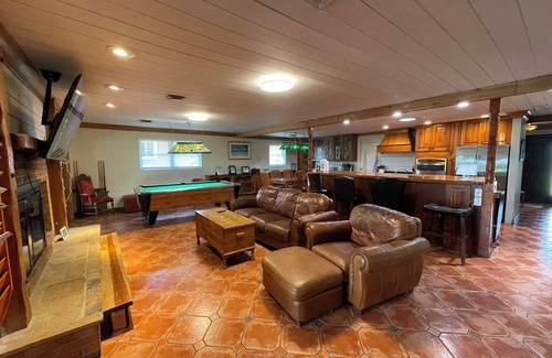 Fox Hill - Grandview Casa | Hampton Grandview Beach frente al mar con piscina cubierta