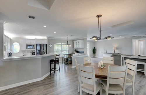 Vero Beach Casa | Waterfront, fish from dock, 4 min to beach, Private Pool, Dock and beach