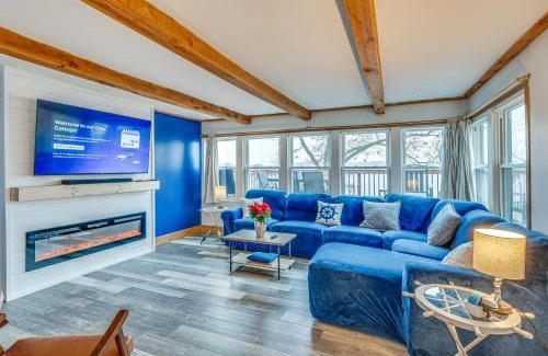Fox Lake Casa | Waterfront Fox Lake Vacation Rental with Fire Pit!
