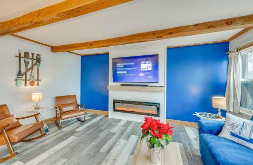 Fox Lake Casa | Waterfront Fox Lake Vacation Rental with Fire Pit!