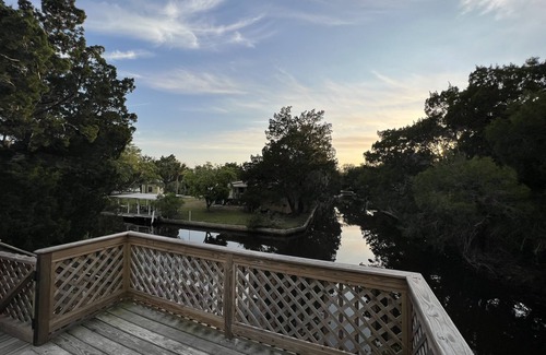 Crystal River Casa | Waterfront Fun, direct access to Gulf! Scalloping! Kayaking