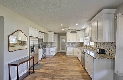 Orient Park Cabaña | Waterfront Gem w/ Pool, Dock & Lanai in Tampa!