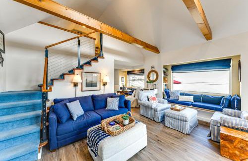 Camano Island Casa | Waterfront Gem with 2 Patios on Camano Island